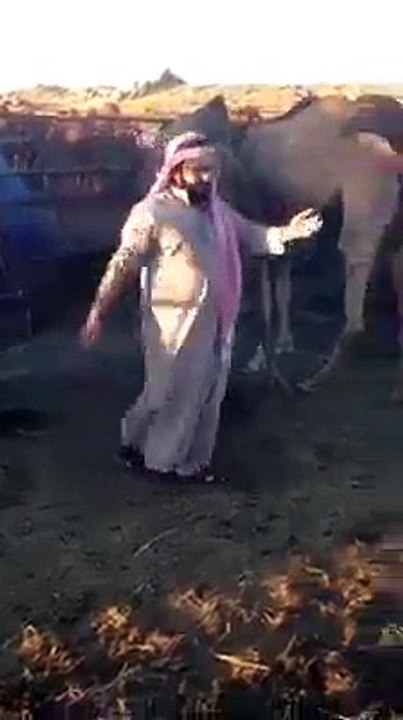 Arab Peshaab Pi Rahay Hain - They Love It