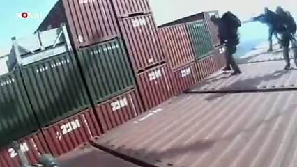 Somalie - armée allemande libère un navire au  pirates