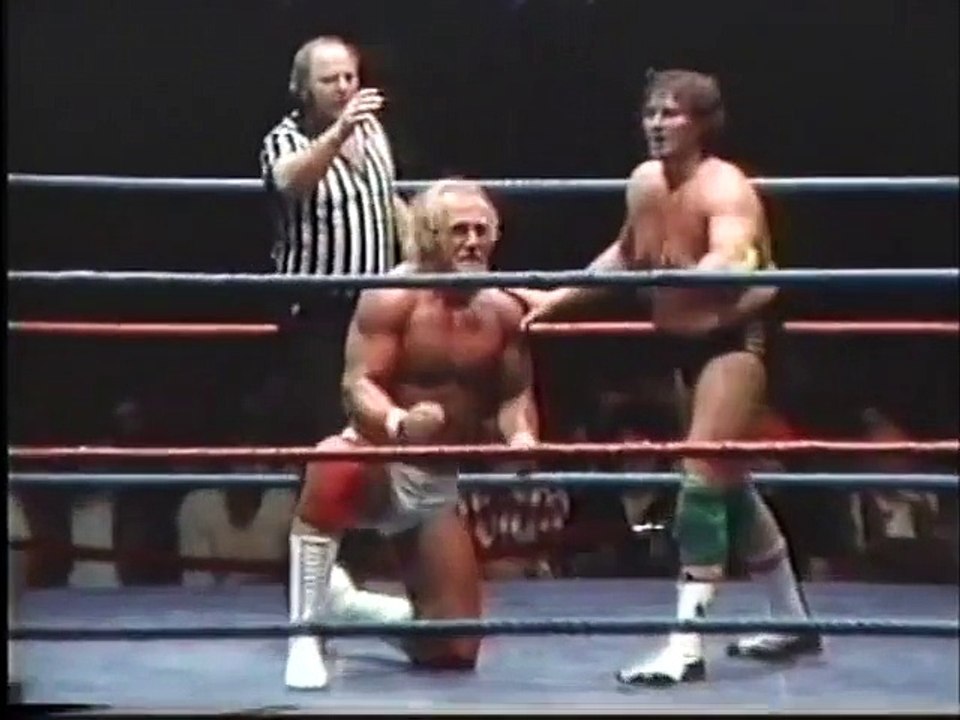 Hulk Hogan vs Adrian Adonis