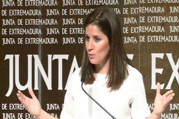 Extremadura apoya al Gobierno frente a la "amenaza" de Cataluña