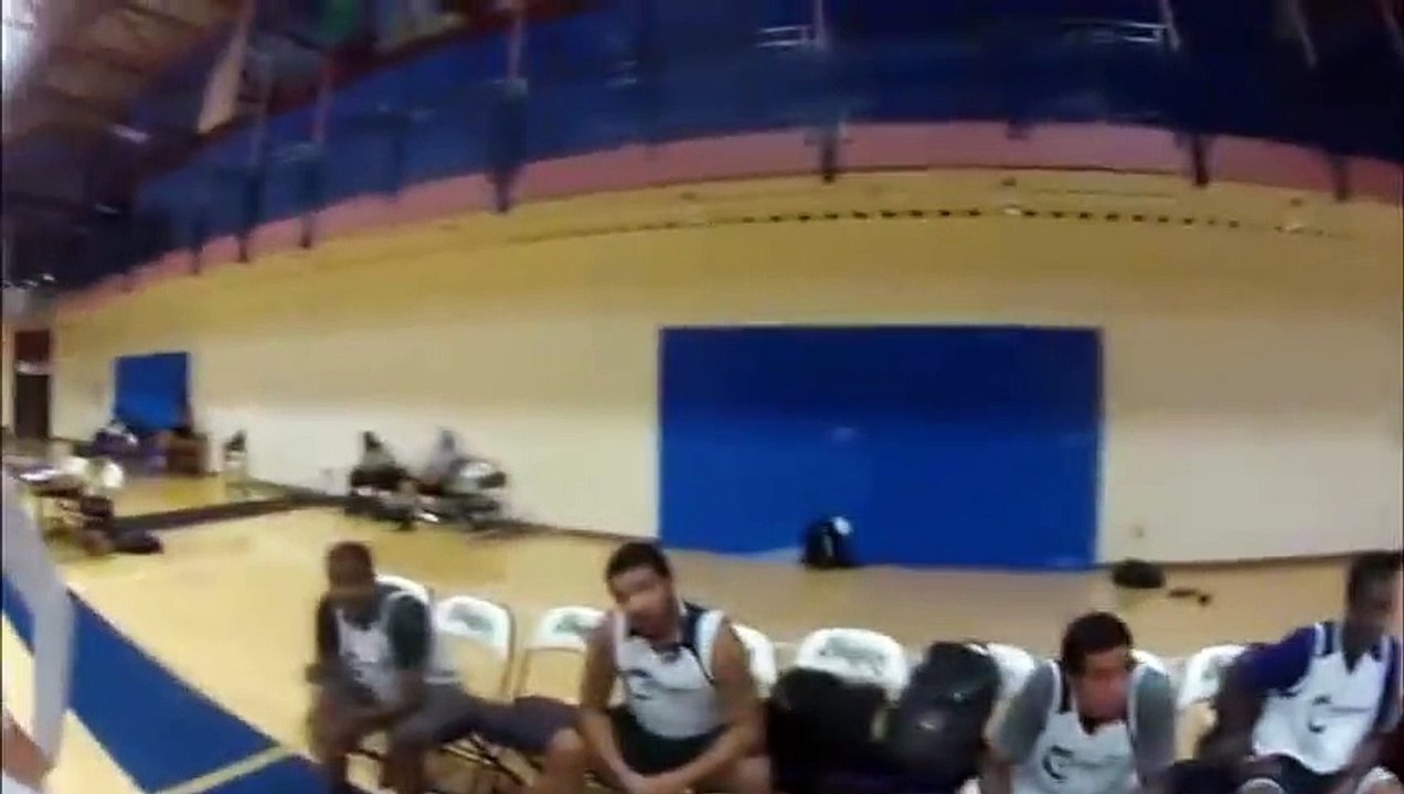 assistant-coach-seattle-college-basketball-talking-to-the-team-video