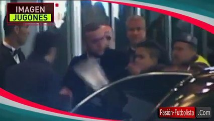 El Susto de Cristiano Ronaldo por un Aficionado que intento conseguir un autógrafo u2022 2016
