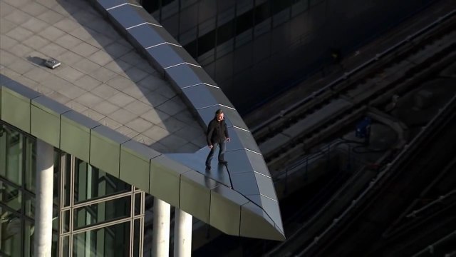 Richard Hammonds Invisible Worlds Out of sight s2 BBC