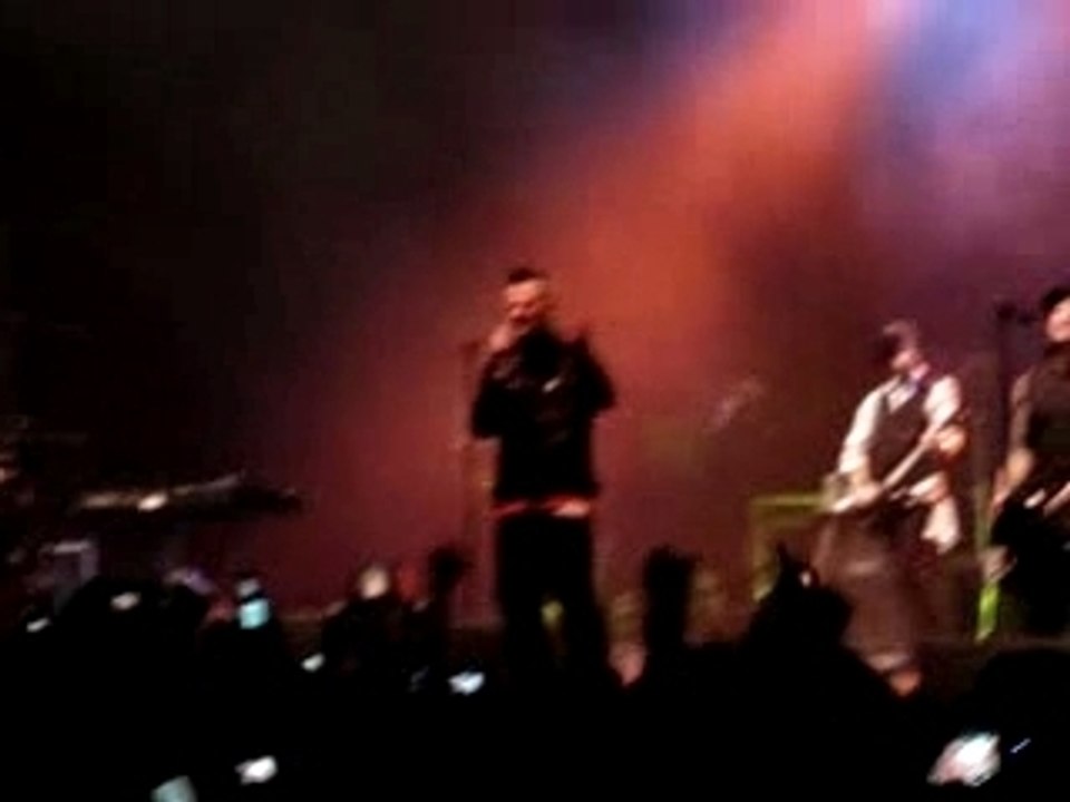 GOOD CHARLOTTE CONCERT OLYMPIA 20 MAI 2007 (10)