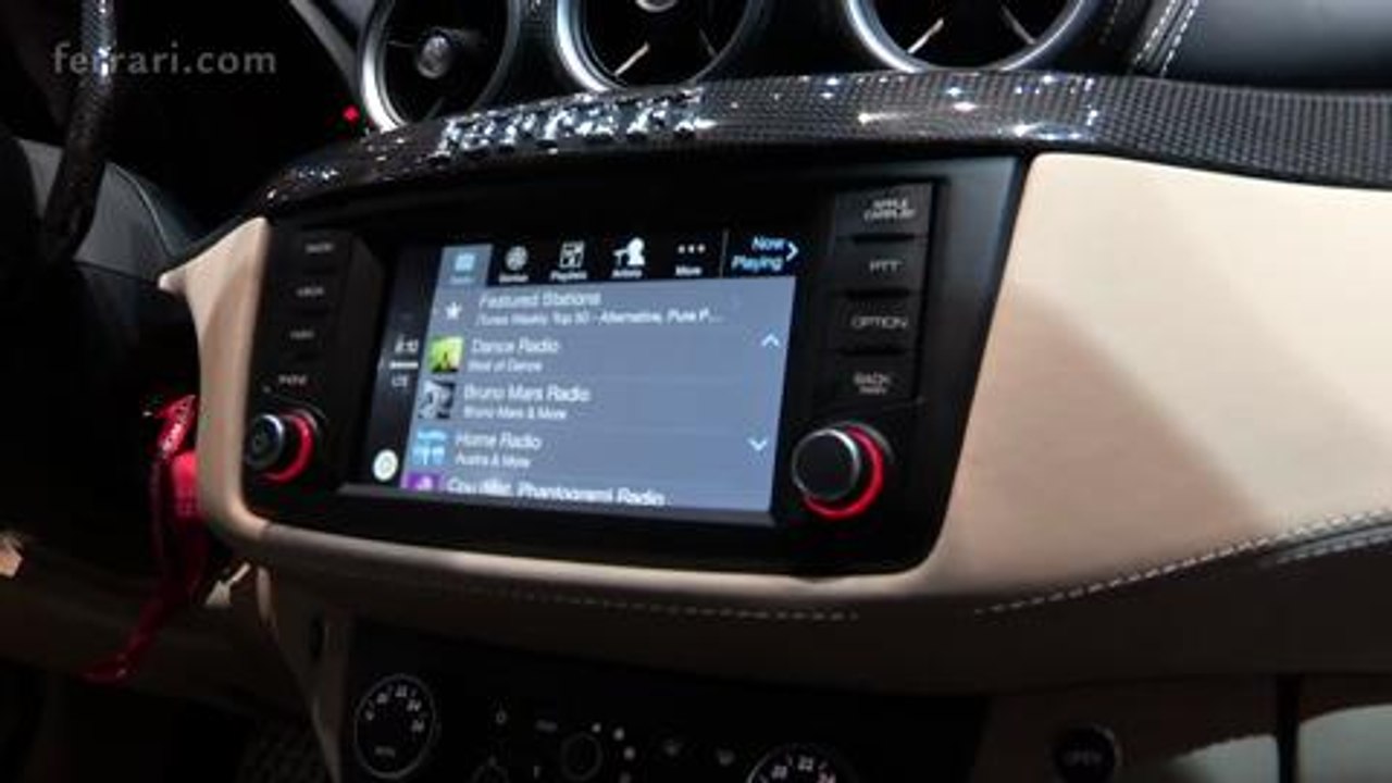 Ferrari FF con Apple Carplay