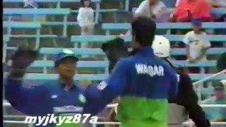 Waqar Younis 6-30 vs Newzeland (4 ODI) at Auckland (1994)