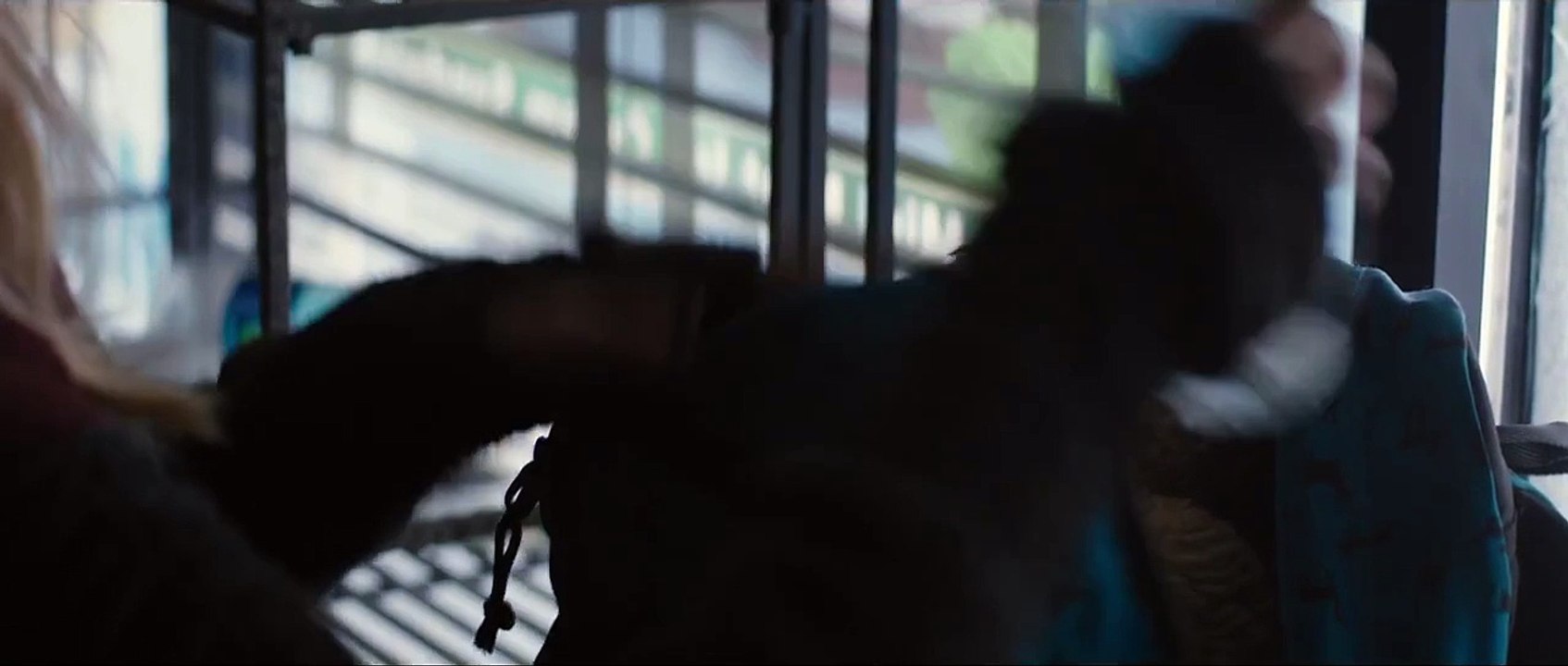 The 5th Wave Movie CLIP Whats in Your Hand? (2016) Chloë Grace Moretz, Maggie Siff Movie