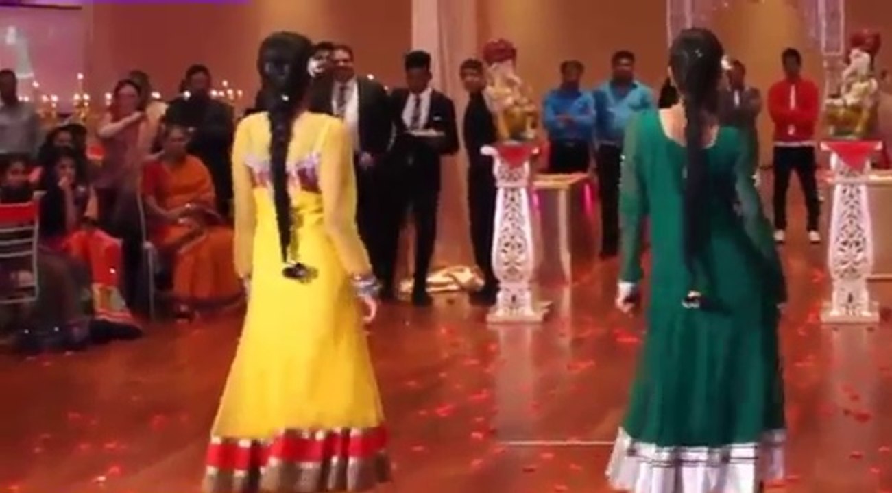 Indian Wedding Dance Performance By Young Girls HD