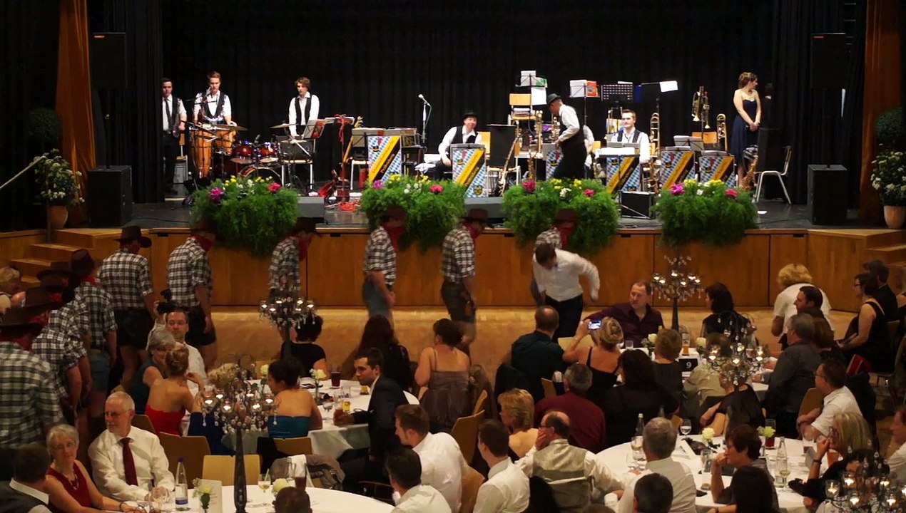 Maennergarde peissenberg 2016 schwarzweissball