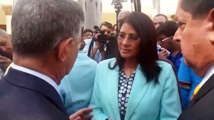 Ramos Allup y Cilia Flores conversaron en la AN