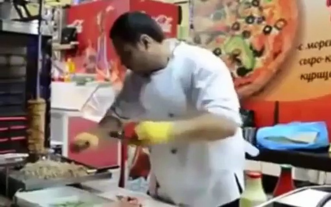 ШАУРМА-ПАТИ. Повар показывает настоящее шоу