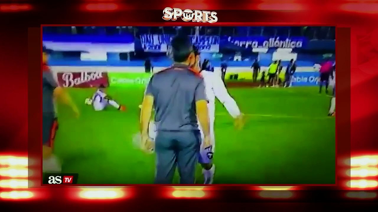 Player FIGHTS His Own Coach! [Costa Bib Toss]