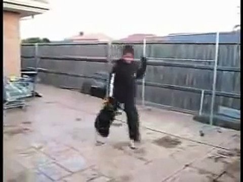 Hardstyle Battle_ Shuffle vs Jumpstyle