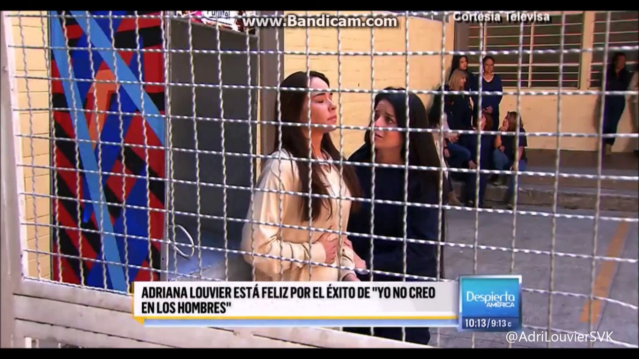 Adriana Louvier despide con su mejor sonrisa de...