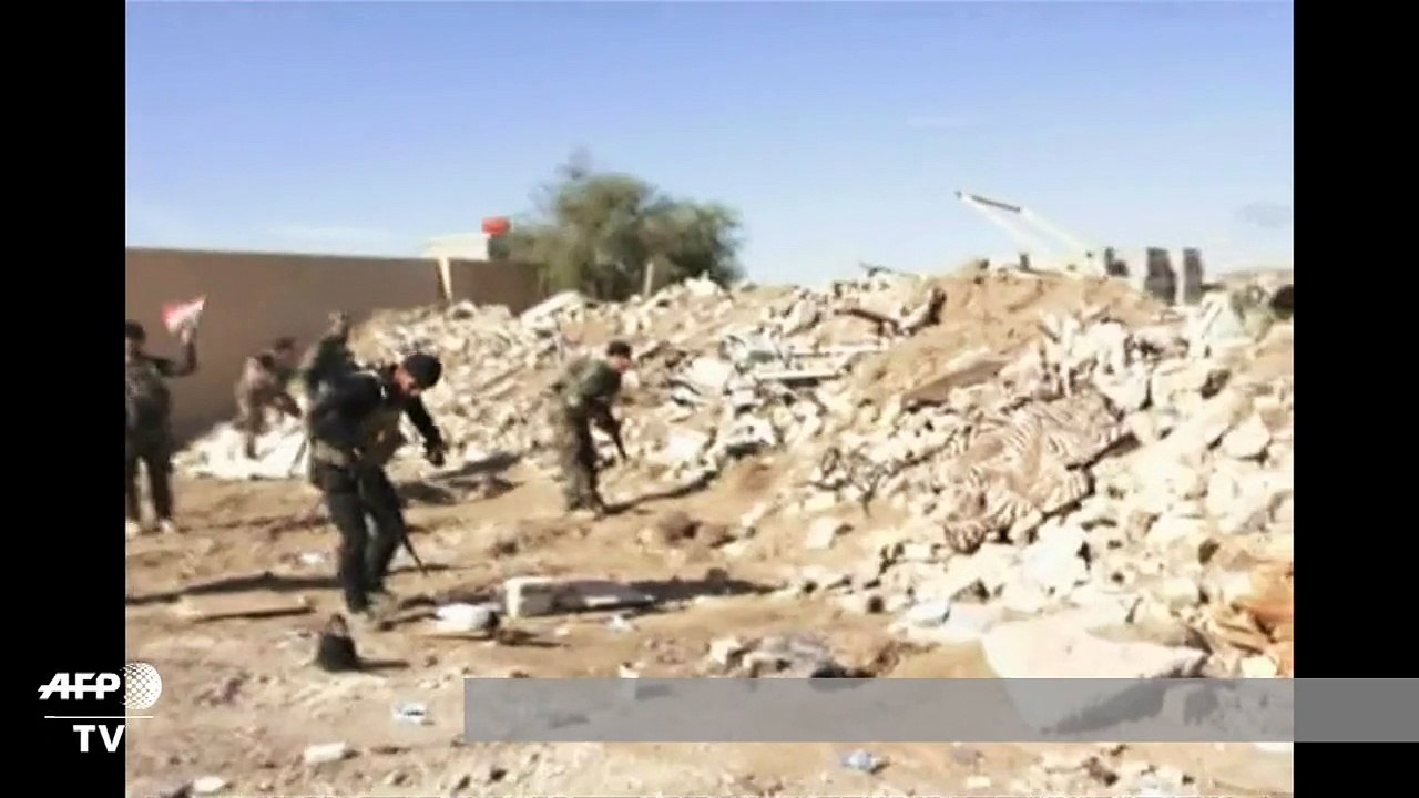 Iraq forces evacuate hundreds of civilians near Ramadi