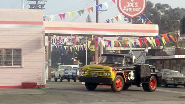 Gas Pump Girls (1979) 2/2