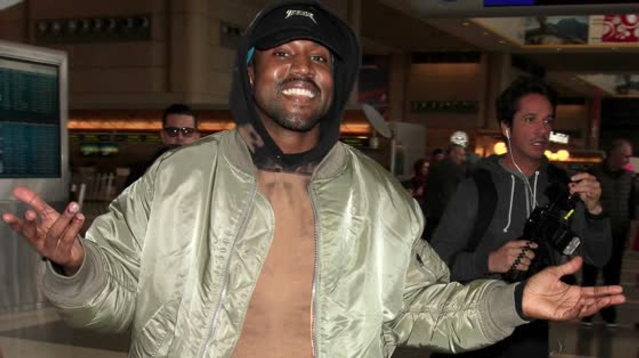 Kanye West spricht darüber die Preise seiner Yeezus Marke zu senken