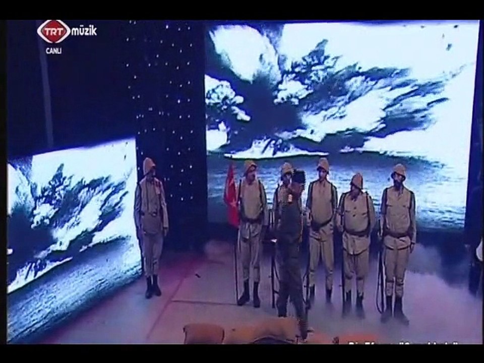 Sunum-Derya KAYA-TRT Yurttan Sesler Korosu-Vatan sağolsun-Sebahattin GÜLÜMSER-Genç Osman-Şef:Ömer Hayri UZUN