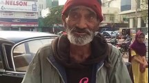 Homeless-Indian-Man-Speaks-Brilliant-English | He speaks better English than most of us!