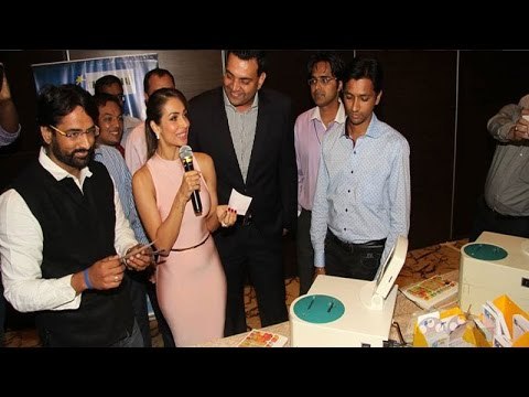 Malaika Arora Khan Distributes Cheques To Playwin Winners