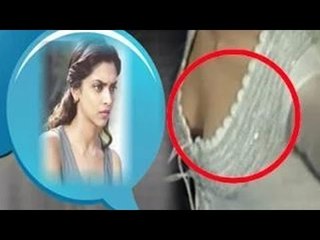 OMG Deepika Padukone Cleavage Sparks Big Controversy In Again