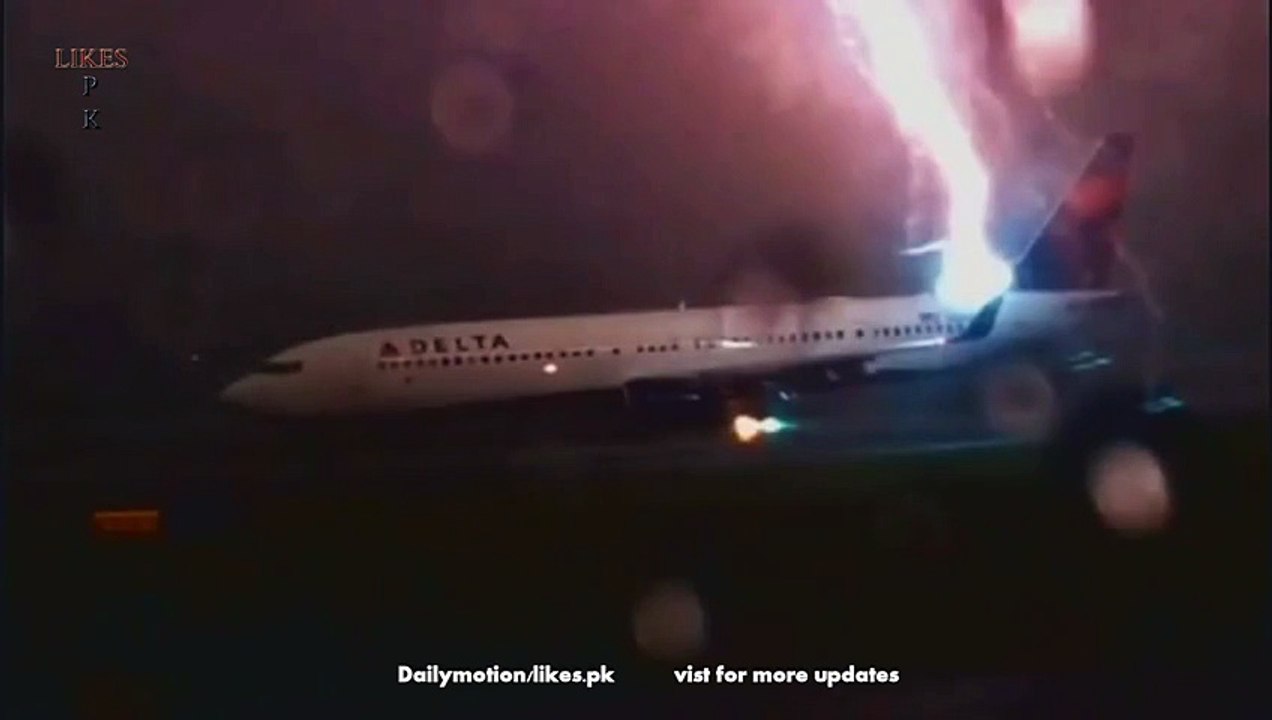 Watch Lightning Strike the Plane