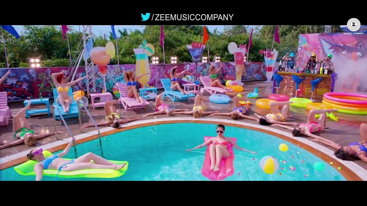 House Party Kyaa Kool Hain Hum 3 SAANWAL HH MOBILES