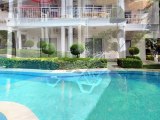 Antalya Kemer merkezde bakımlı eşyalı satılık daire