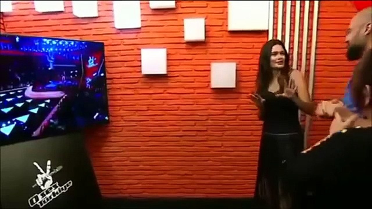 O Ses Türkiye TÜM JÜRİNİN AYAKTA ALKIŞLADIĞI SES ( Duygu Kutlu - Nereden Bileceksiniz )