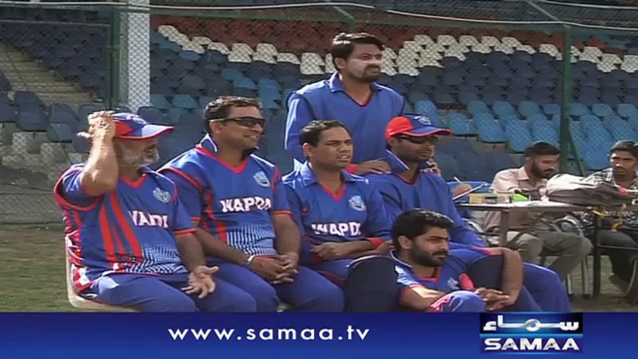 Salman Butt sharing his views after getting his form back