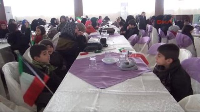 Reyhanlı Kuveytli İşadamı, Suriyeli Yetim Çocuklara 50'şer Dolar Dağıttı