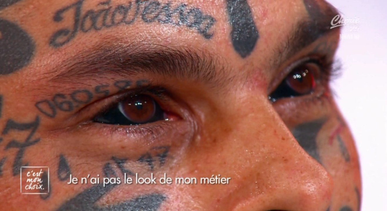 Un invité de C'est mon choix a les yeux tatoués ! - ZAPPING TÉLÉ DU 05/10/2015