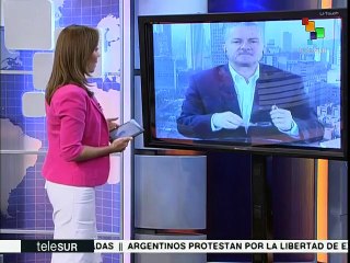 Colombianos critican al presidente Santos por vender Isagen