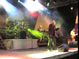 SOS Red Hot Chili Peppers Hump The Bump 1