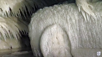 En hielo quedaron estos carros en Nueva York