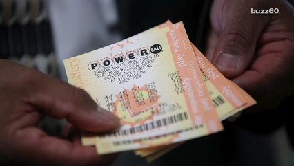 Lawyers suggest wearing a disguise and leaving the country after winning Powerball jackpot