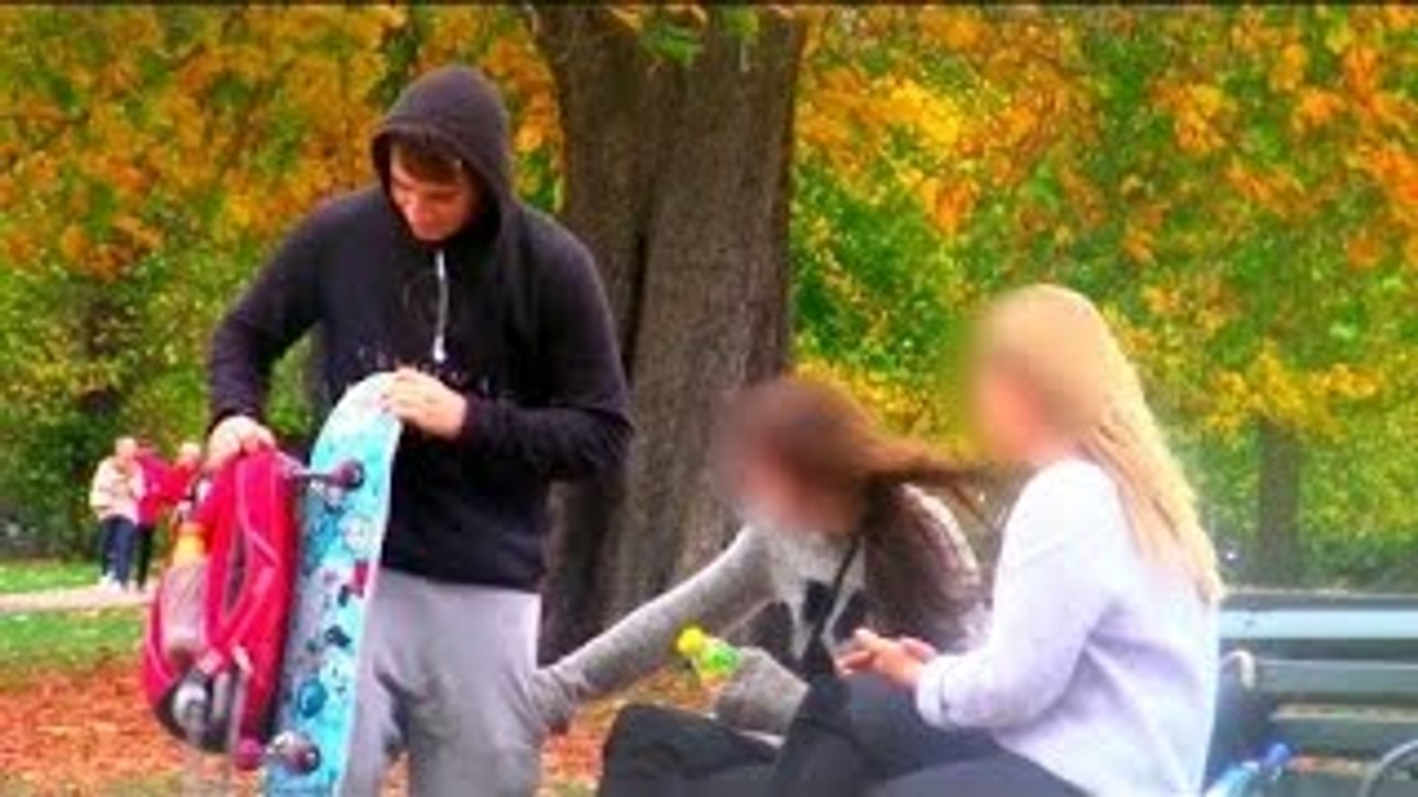 DRAKE Gold Digger Prank (GIRLS EXPOSED EDITION) - Fame Diggers 2015 - Pranks 2016
