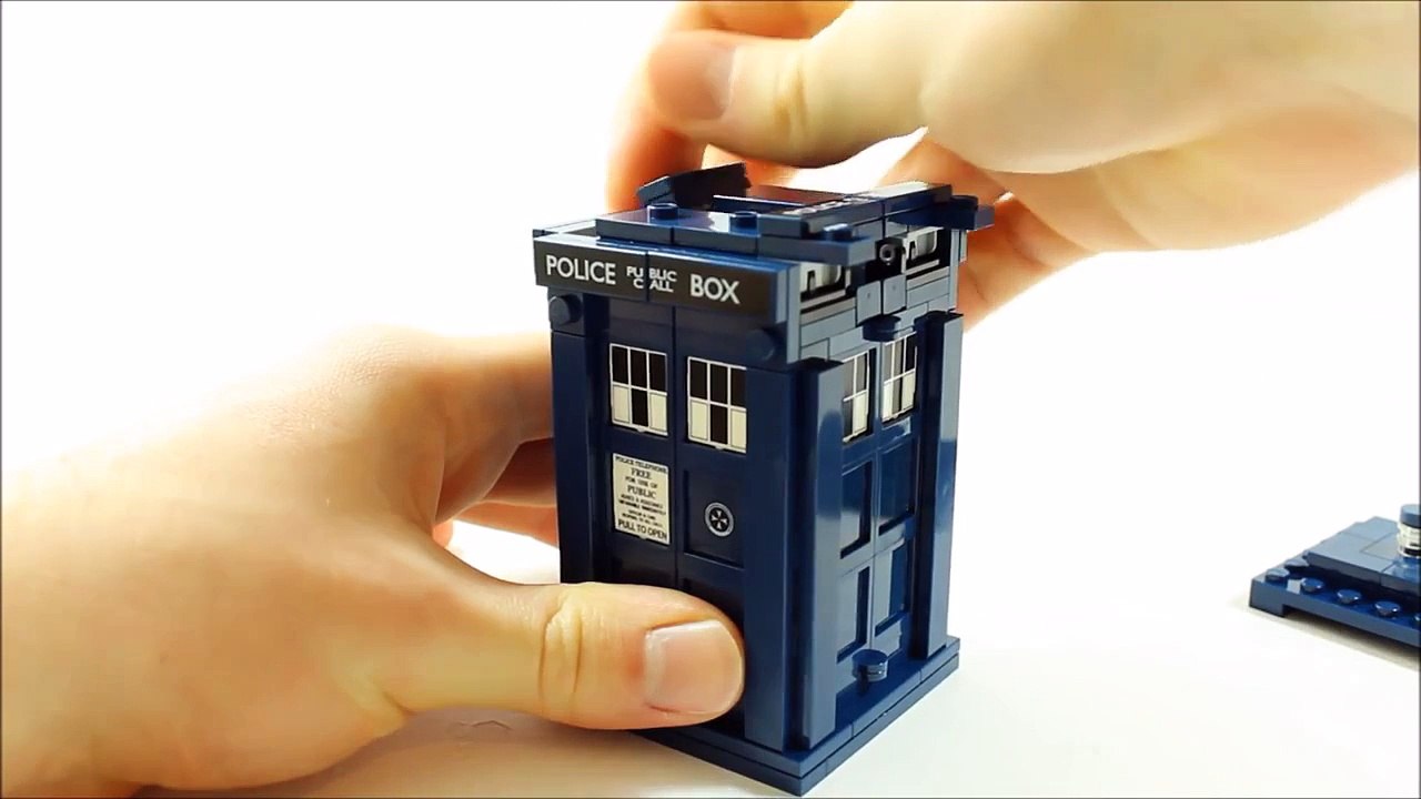 LEGO IDEAS DOCTOR WHO 21304 TARDIS RE-DESIGN OPENING