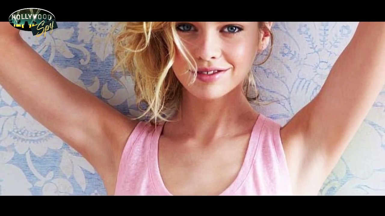 Stella Maxwell Fully NUDE Uncensored Pic Leaked