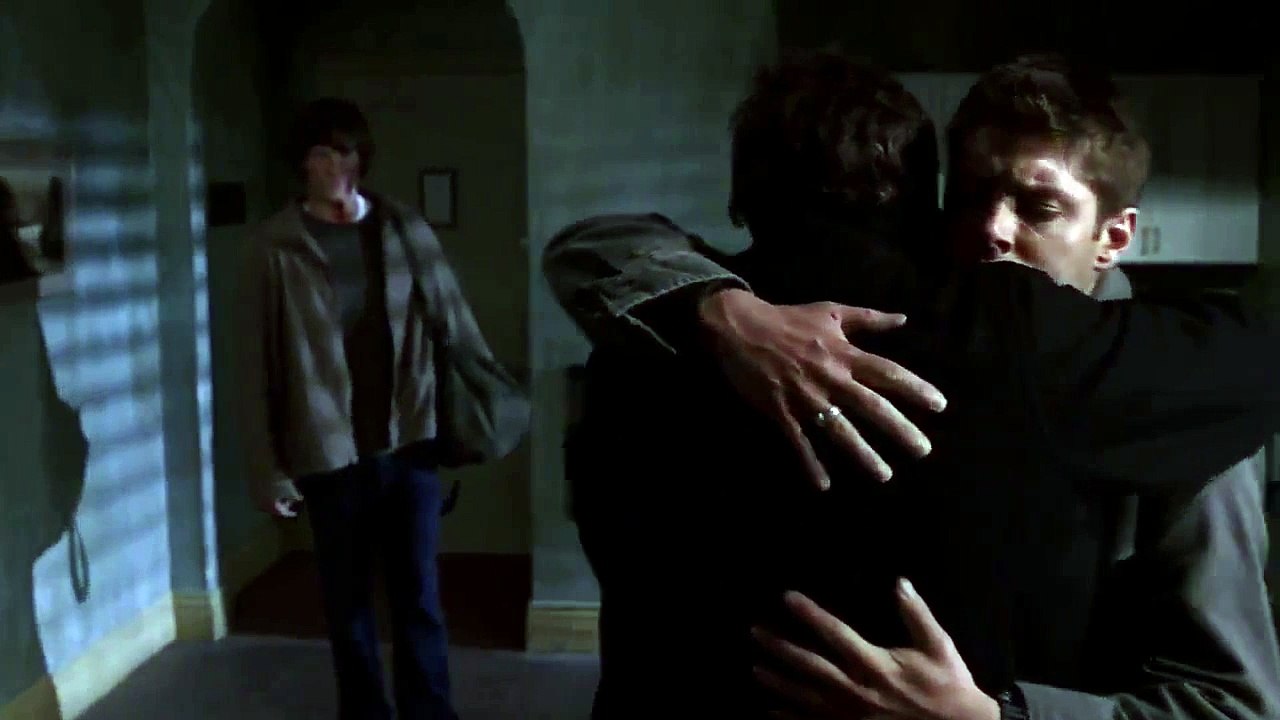 Supernatural | 1x16 | John Kardaşleri ziyaret ediyor
