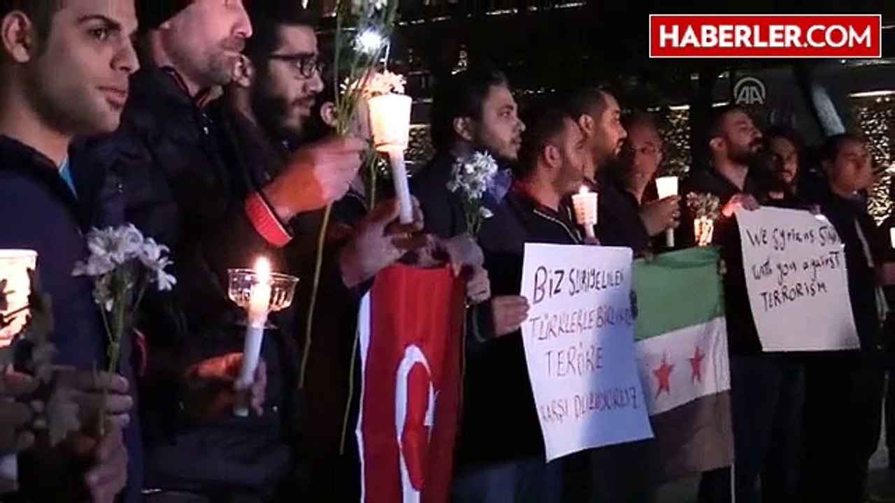 Suriyeliler Sultanahmet Meydanı'ndaki Saldırıyı Protesto Etti