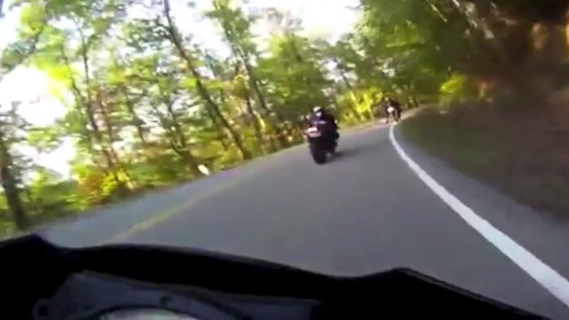 【衝撃映像】番外編！！バイクのクラッシュ特集！！海外自動車事故　衝撃クラッシュシリーズ　決定的瞬間　No 57