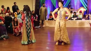 Pakistani Wedding Mehndi Night BEST Dance On