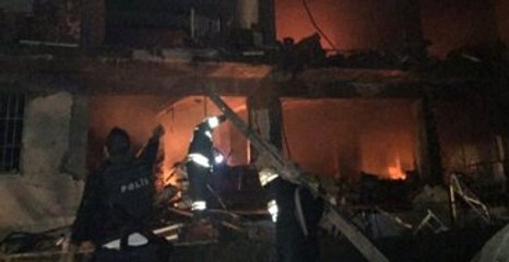 Diyarbakır'da Emniyete Saldırı! 5 Aylık Bebek ve 3 Kişi Öldü, 36 Kişi Yaralandı