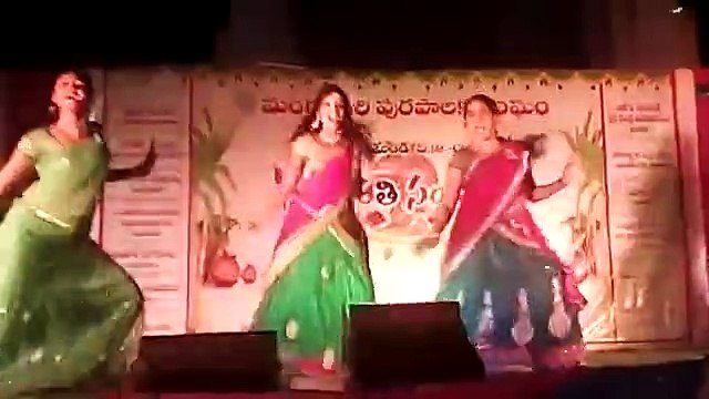 Sankrantri special Dance in Mangalagiri