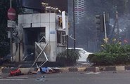 Video Detik - detik Ledakan Bom Berturut-turut Di Sarinah Thamrin Jakarta. Menyeramkan! (Heboh)