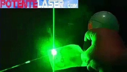 Laser 1000mW verde quemar dinero a unos 40m de distancia