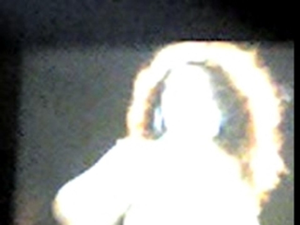 Beyonce debut check on it