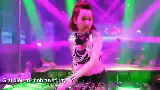 DJ Trang Moon Quẩy Nhạc Vàng Remix Trong Bar - Liên Khúc Nhạc Vàng Trữ Tình