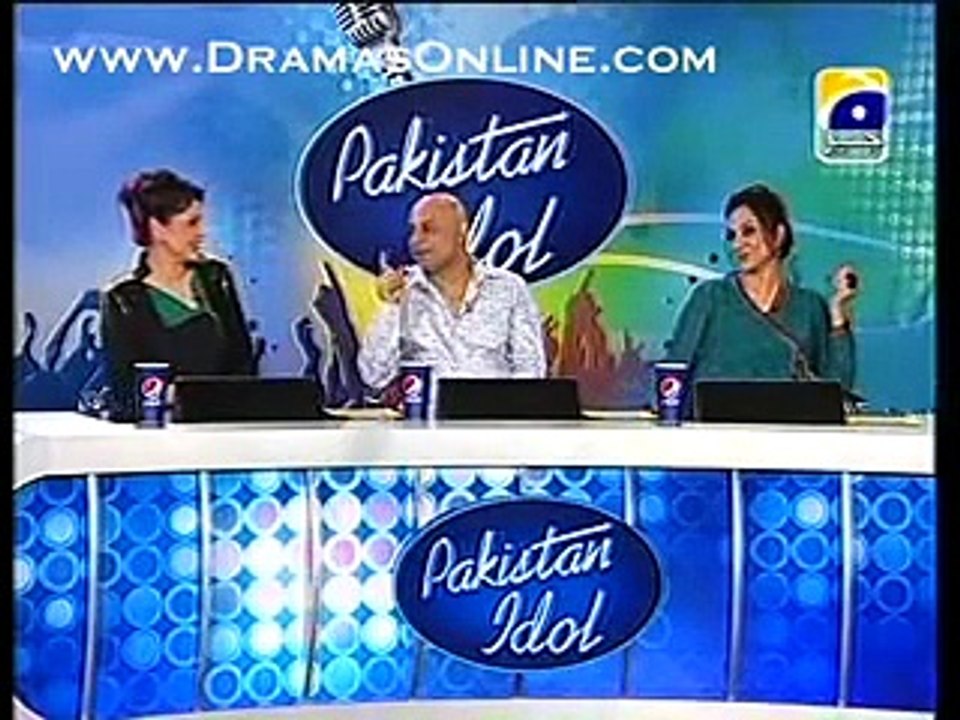 Watch Video An Angry Girl is Abusing After Rejection in Pakistan Idol